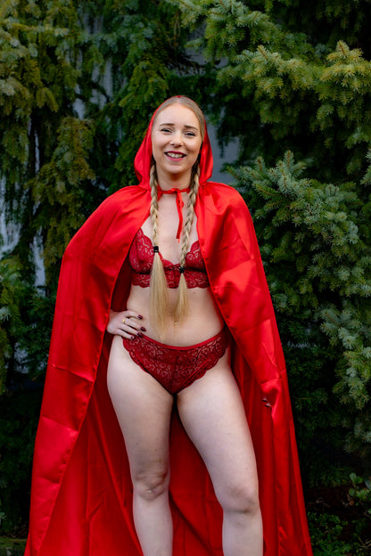 SCARLET WOODS